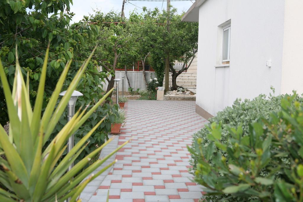 Apartment Nives Трогір Екстер'єр фото