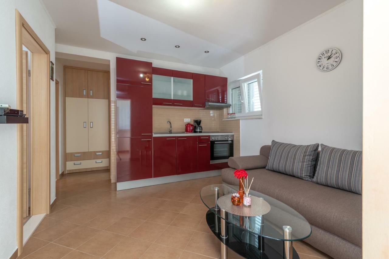 Apartment Nives Трогір Екстер'єр фото