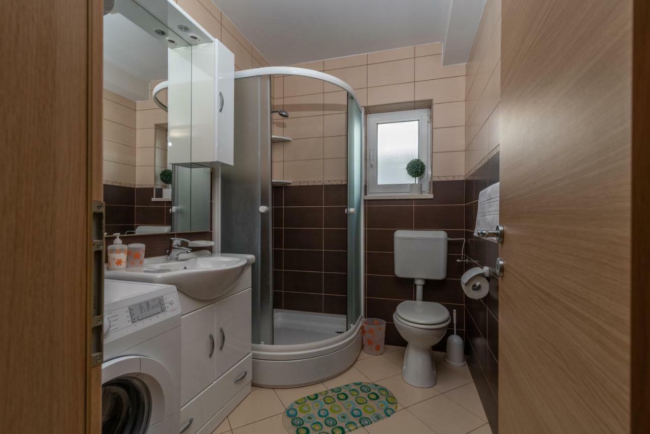 Apartment Nives Трогір Екстер'єр фото